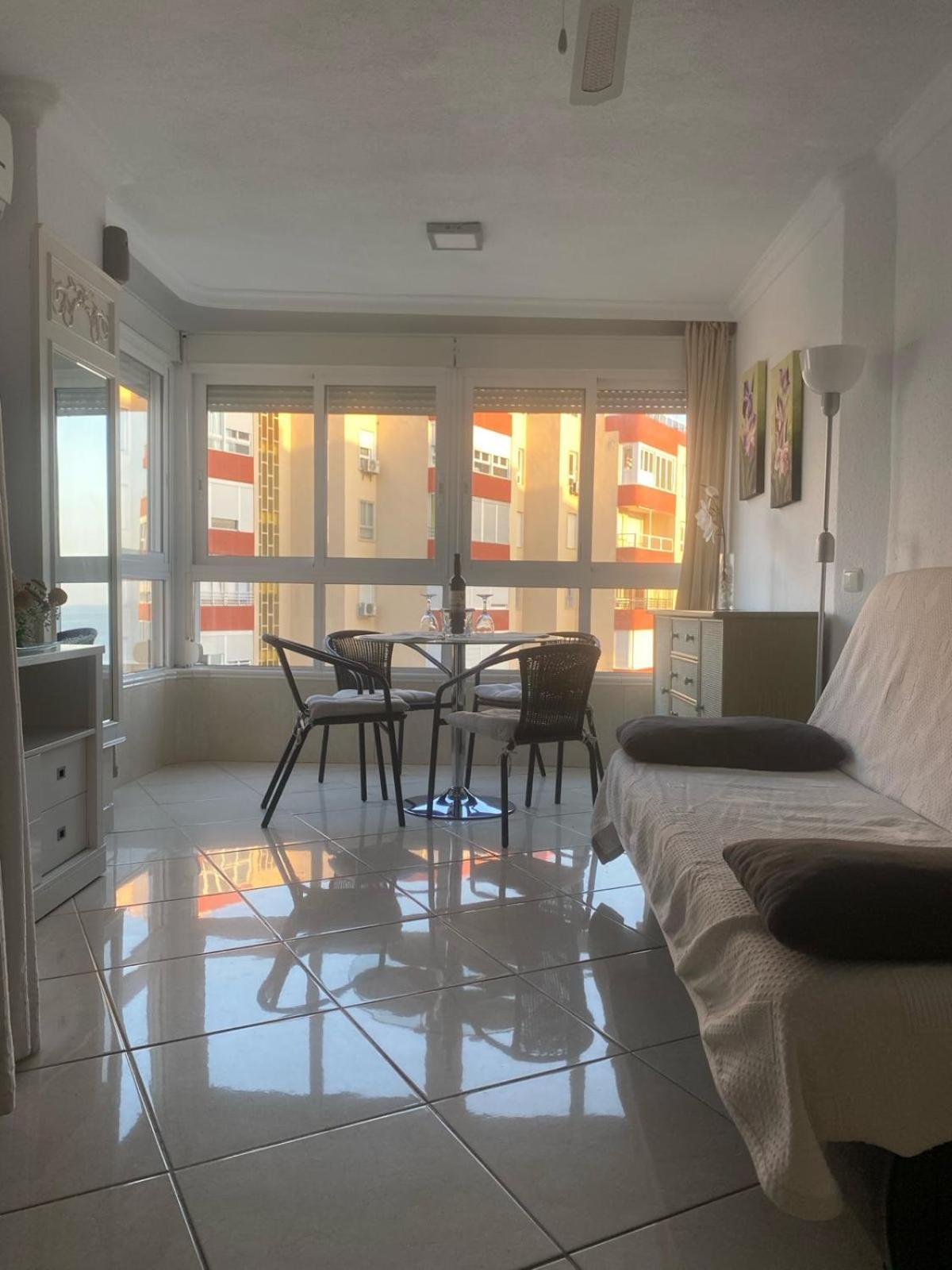 Apartamento Frente Al Mar Торокс Екстериор снимка